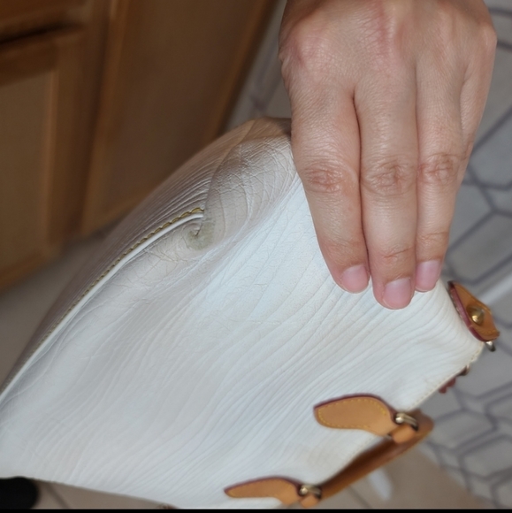 Dooney and Bourke white leather bag - Picture 11 of 14